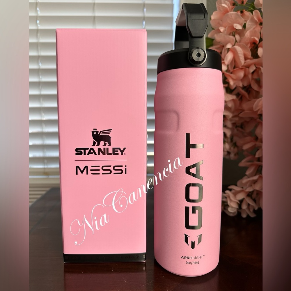 Stanley Messi Flipstraw 24oz in Original Pink box
